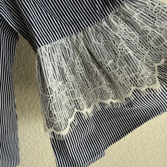 New York & Company Navy White Stripe Lace Bell Sleeve Blouse Medium Boho Keyhole - Picture 5 of 8